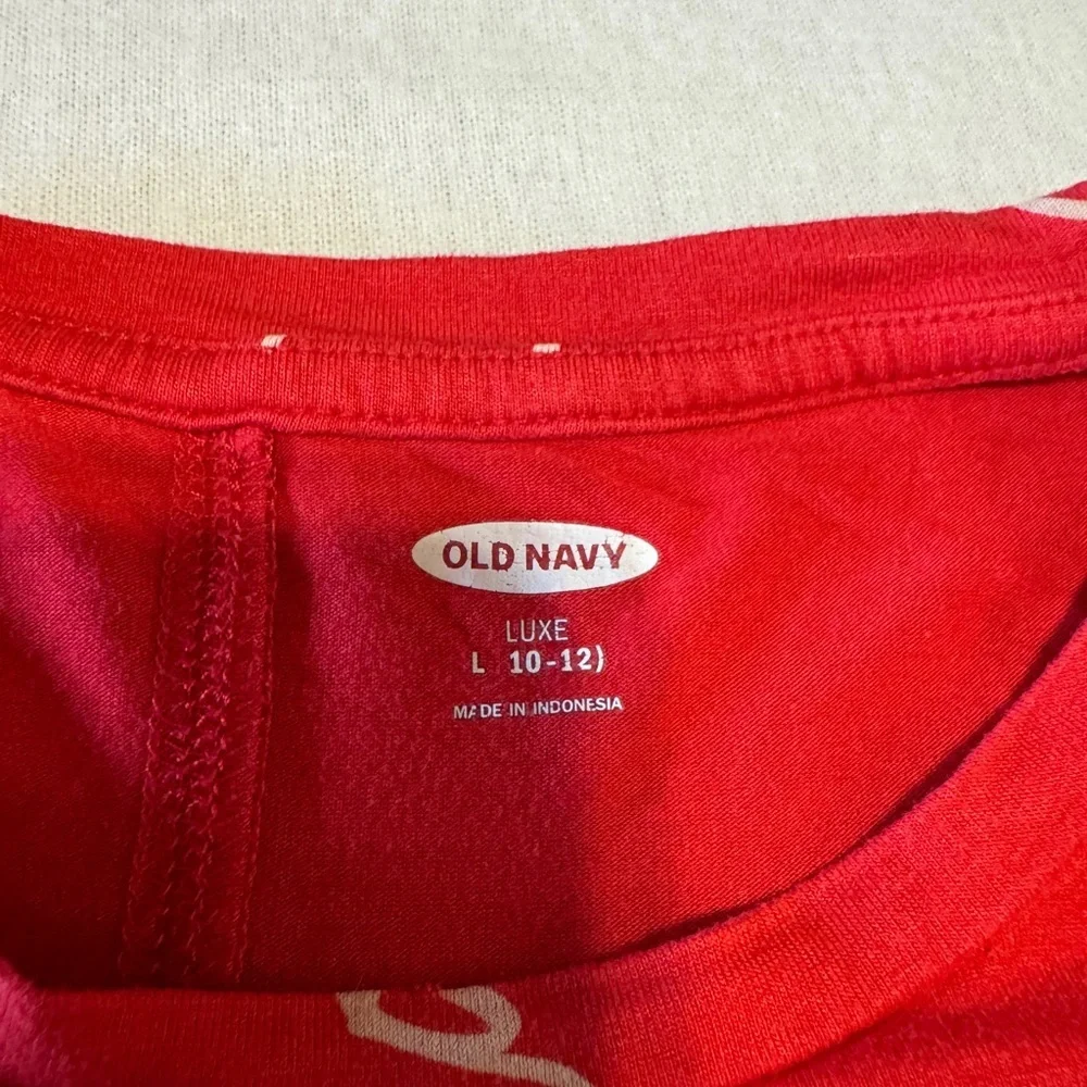 Old Navy Red Love Print Girl's Short Sleeve Tee Size Large or‎ 10/12